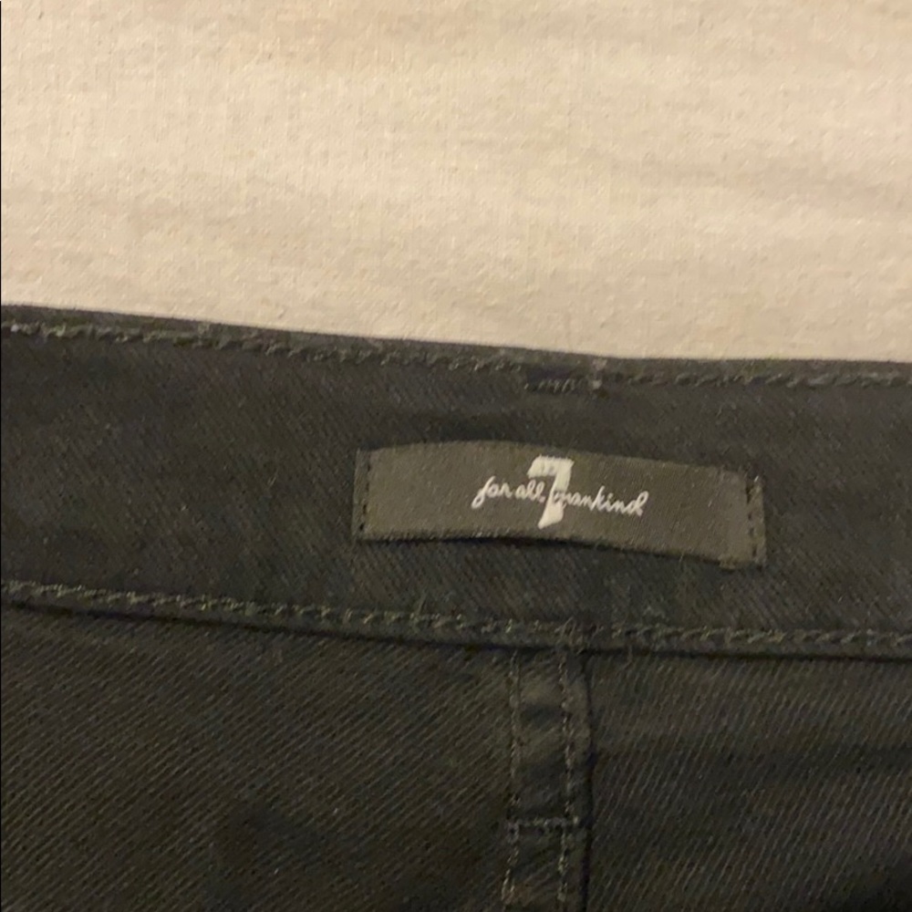 7 for all mankind shorts - Picture 2 of 4